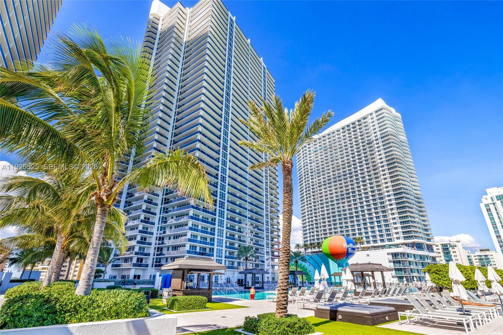 1830 Ocean Dr 2808 photo 12