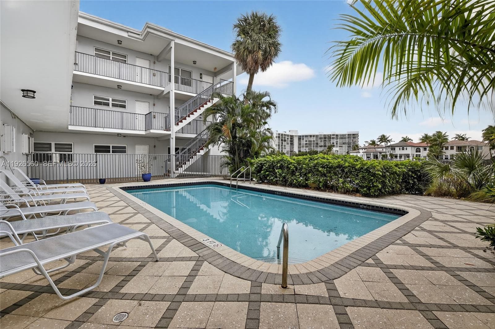 2600 S Ocean Dr S315 photo 25