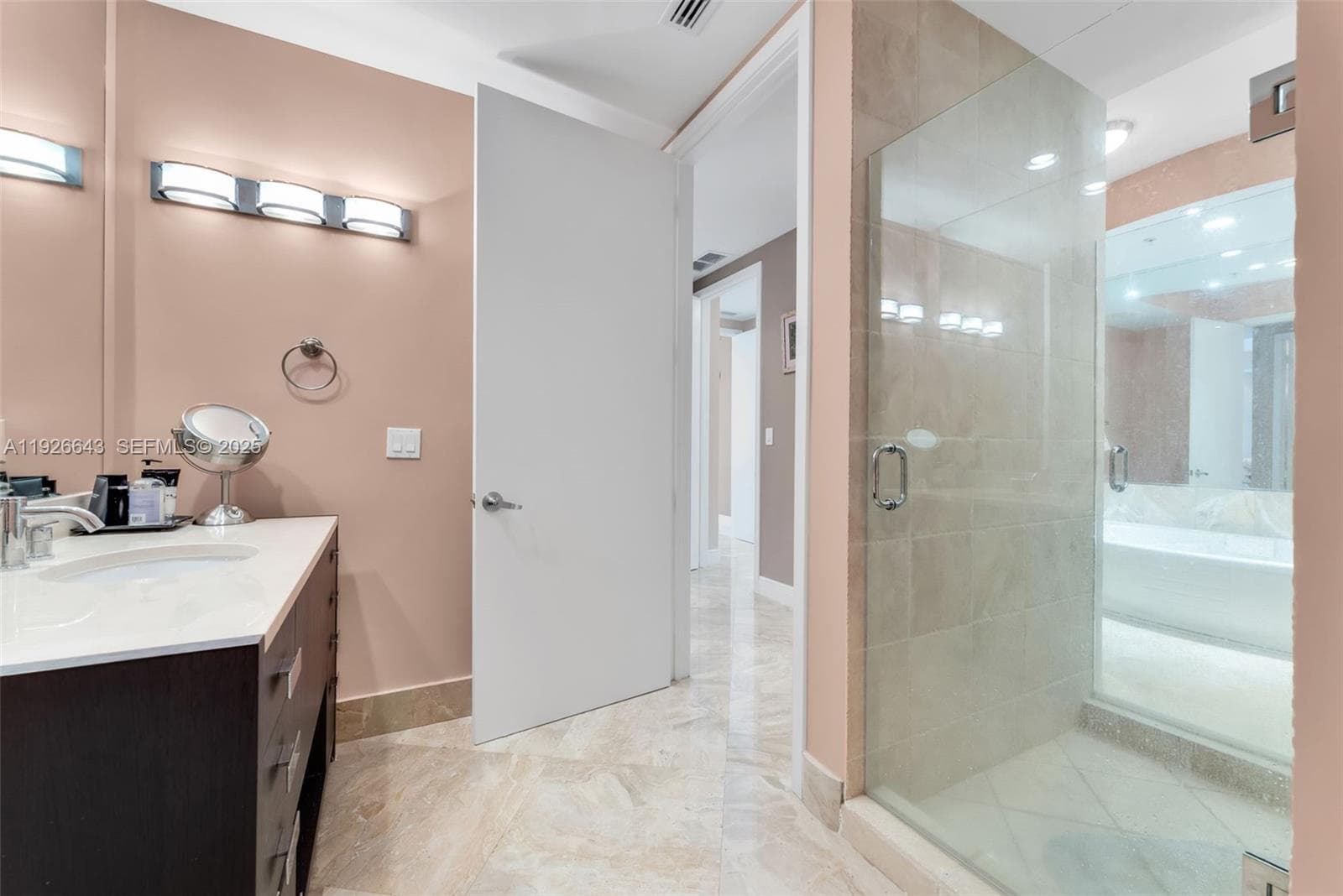 18201 Collins Ave 3907 photo 22