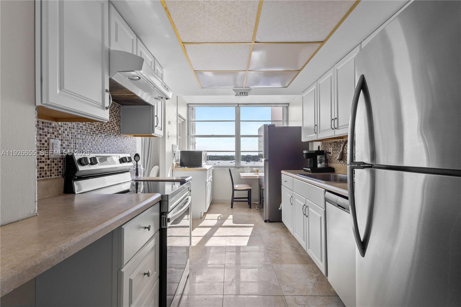 18011 Biscayne Blvd 1501 photo 22