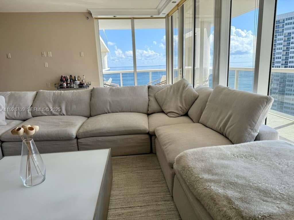 1850 S Ocean Dr 1405 photo 6