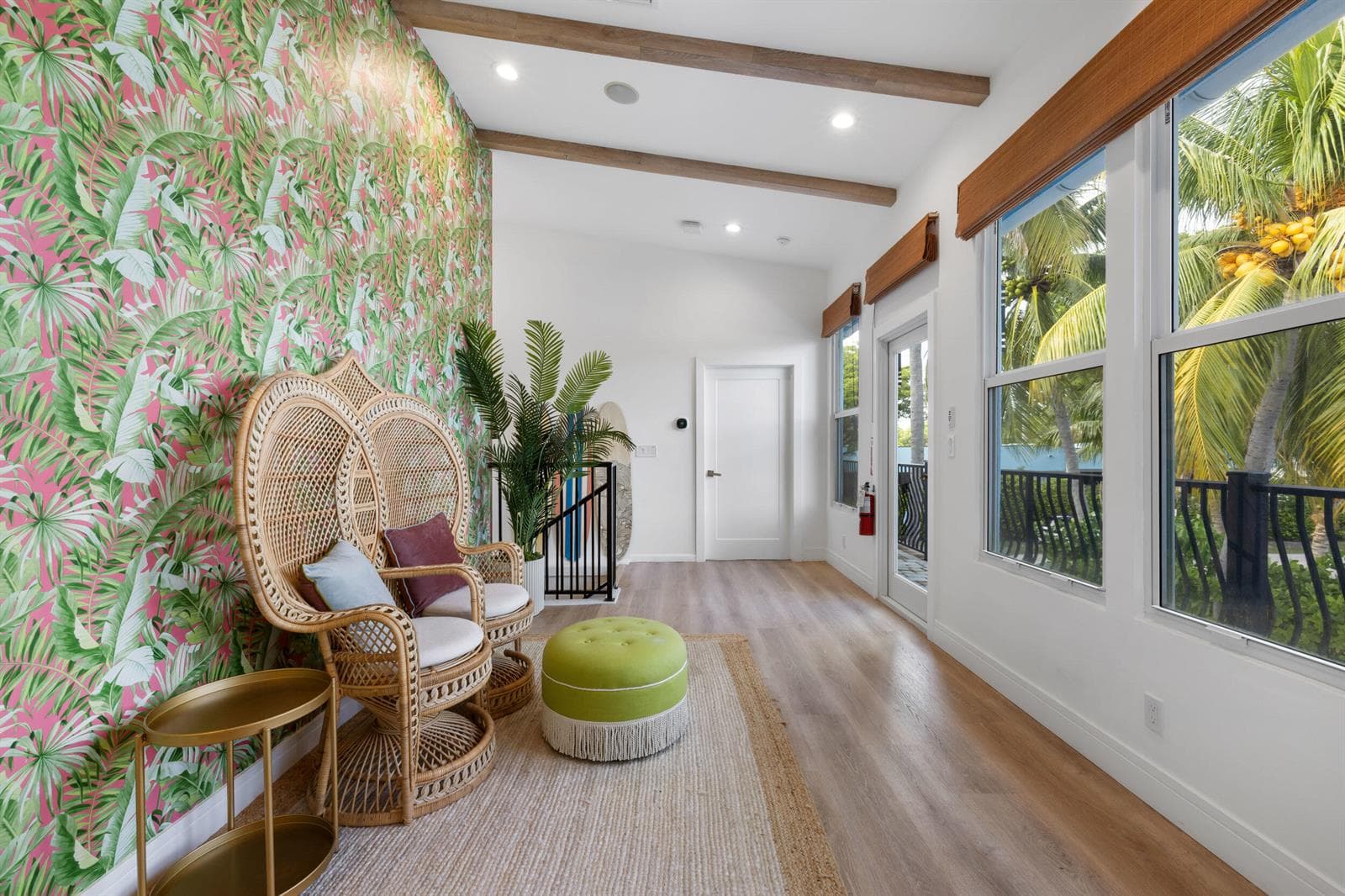 100 Neptune Drive photo 19
