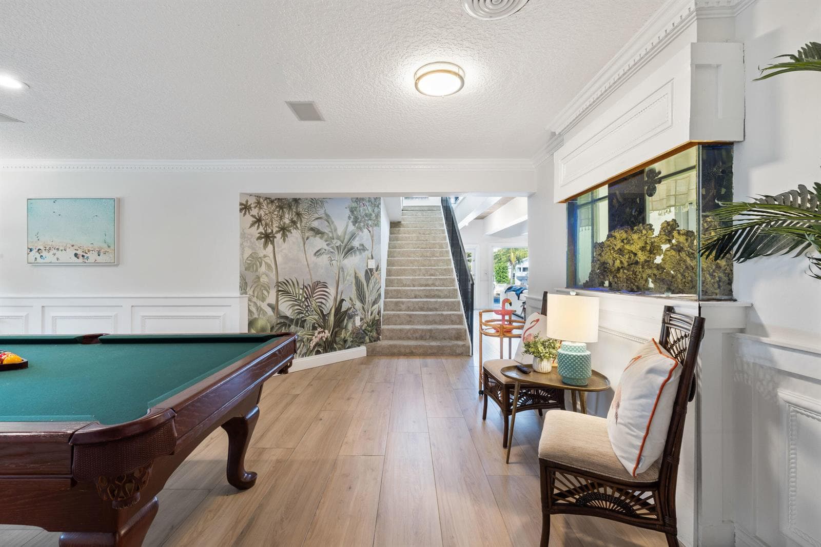 100 Neptune Drive photo 8