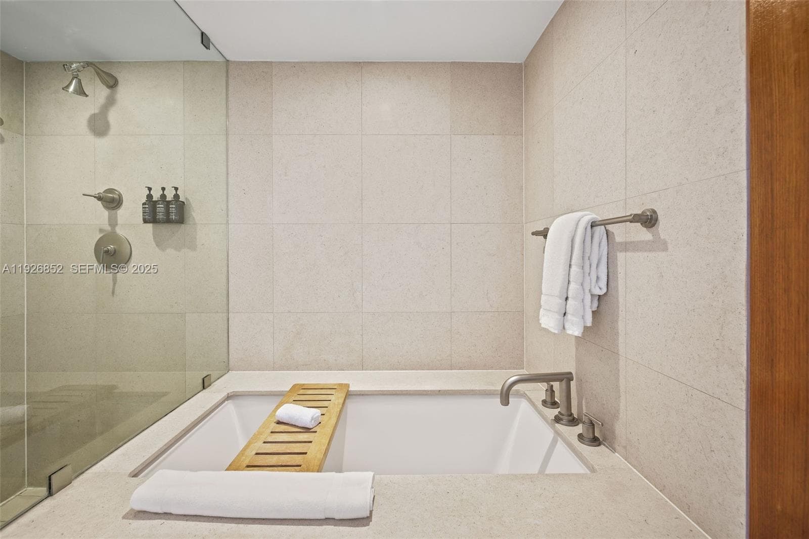 6801 Collins Ave 614 (legal 609) photo 12