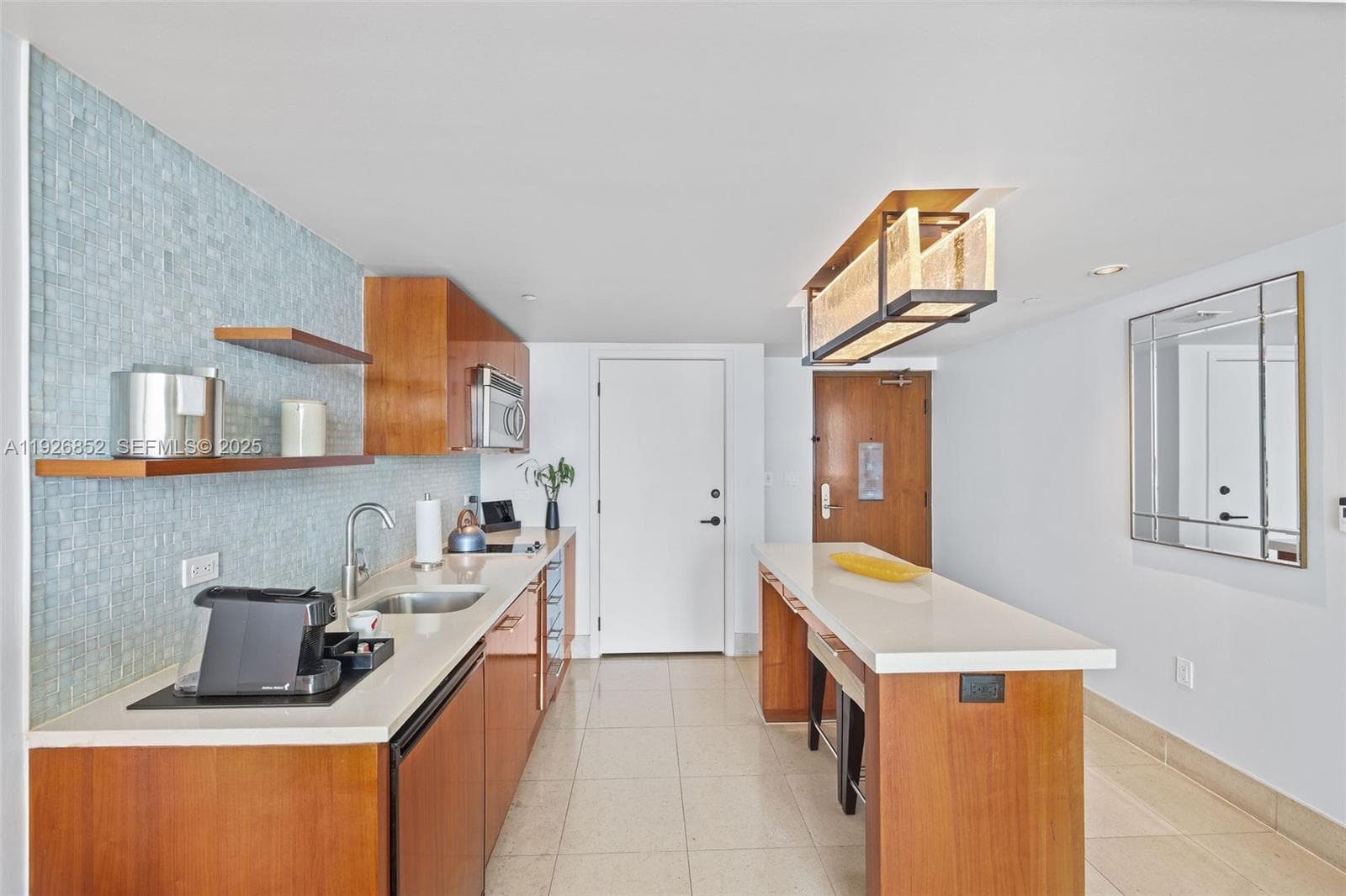 6801 Collins Ave 614 (legal 609) photo 4