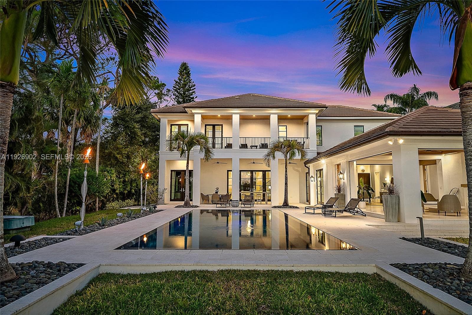 19651 Riverside Dr 5