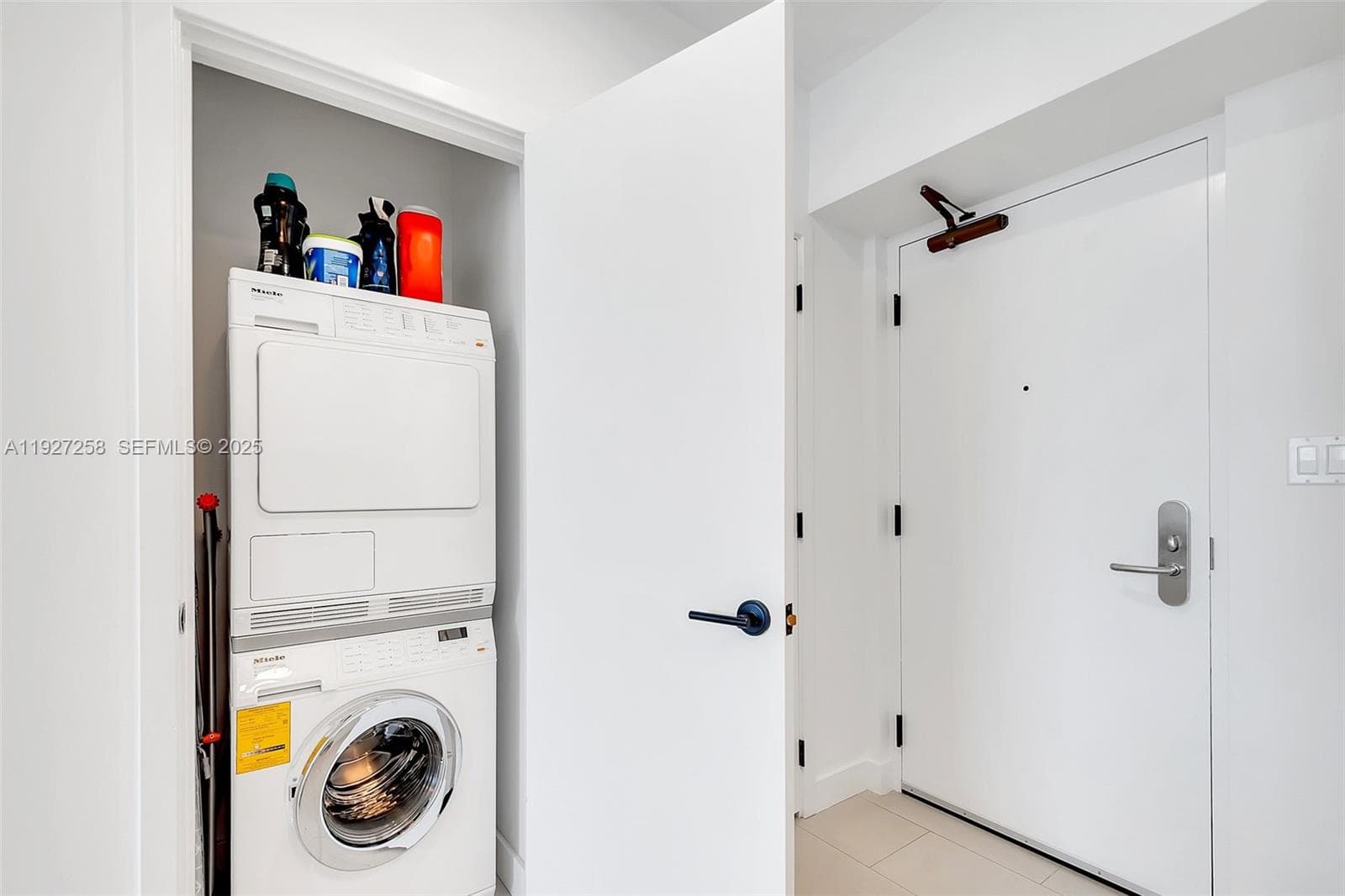 6799 Collins Ave 312 photo 4