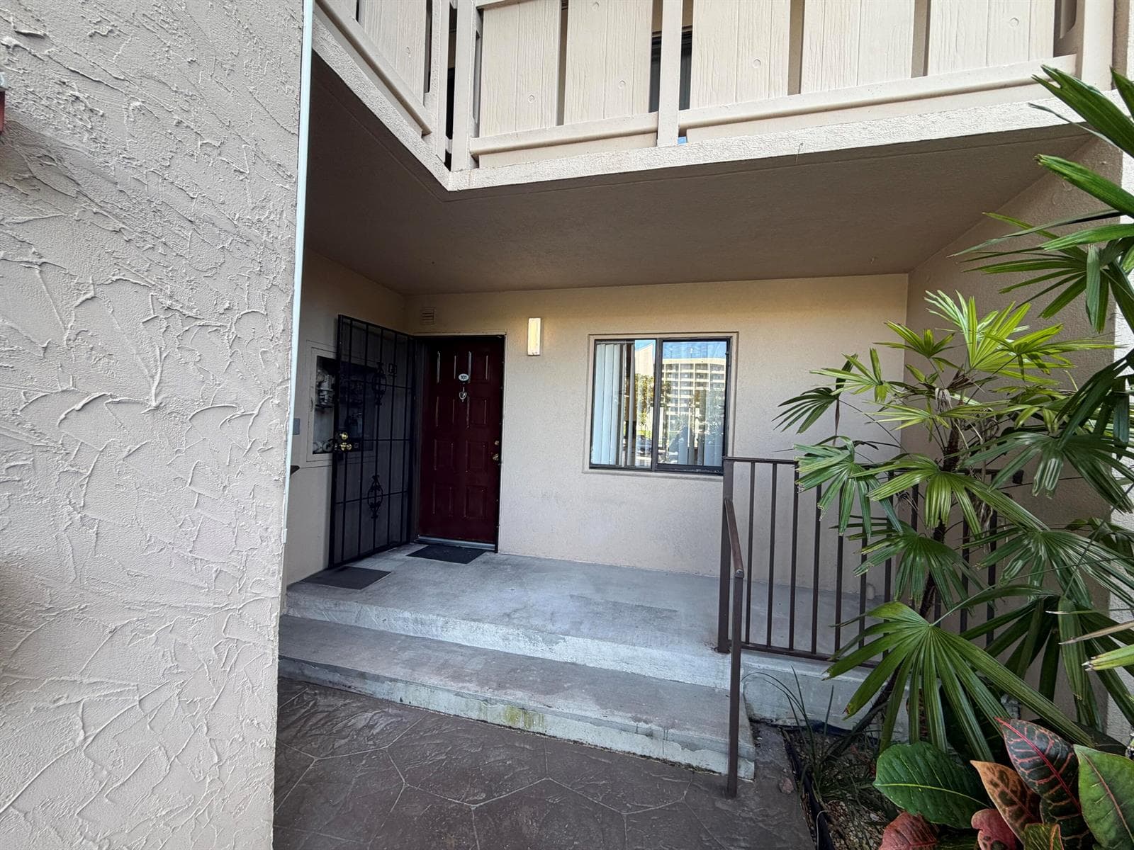 2202 S Cypress Bend Drive 101 photo 24