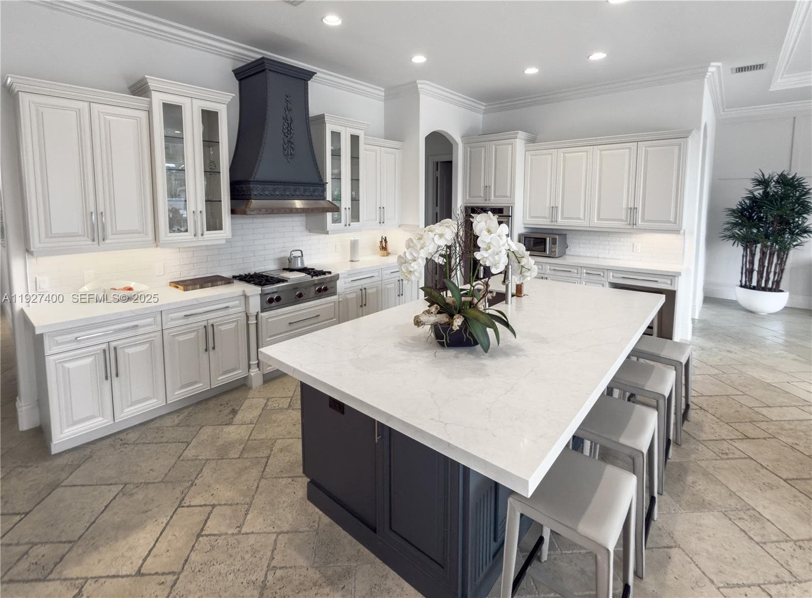 2320 34th Ct photo 7