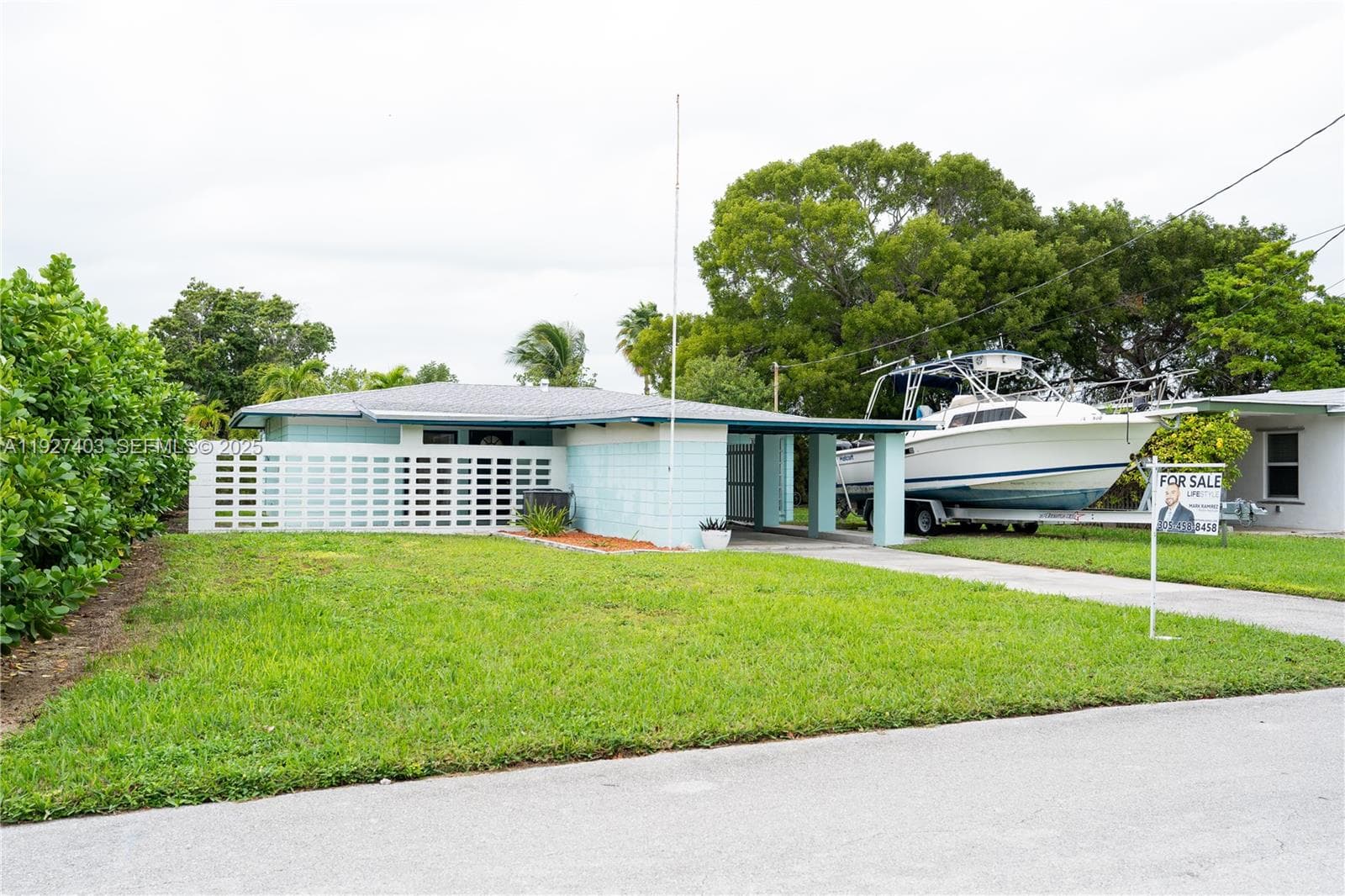 1403 Grouper Dr photo 9