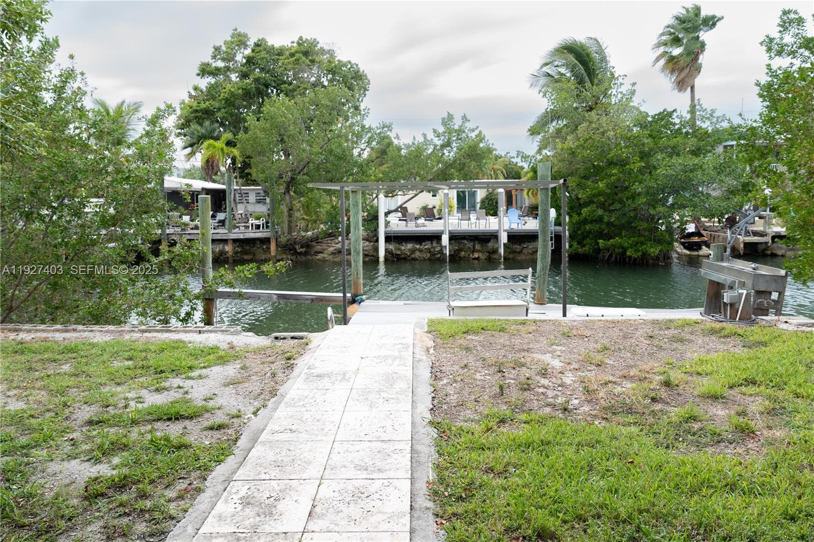 1403 Grouper Dr photo 18