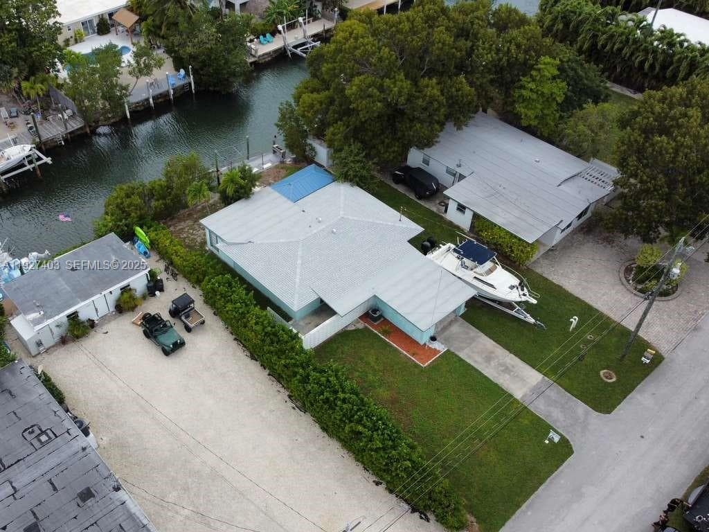 1403 Grouper Dr photo 4