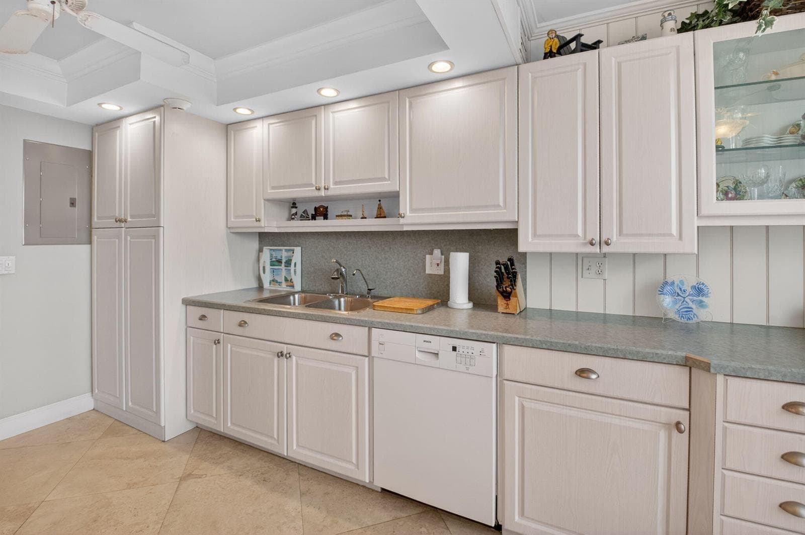 2200 S Ocean Boulevard 202 photo 15