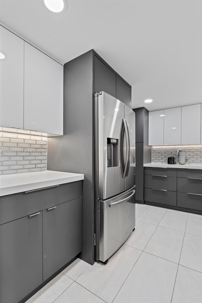3140 S Ocean Dr 511 photo 5