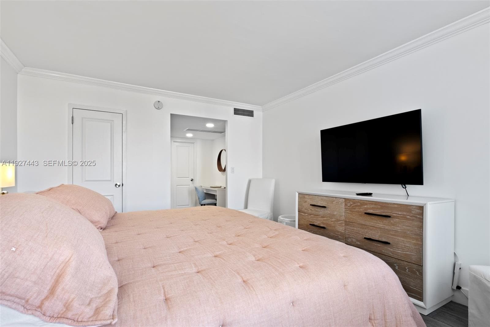 3140 S Ocean Dr 511 photo 19