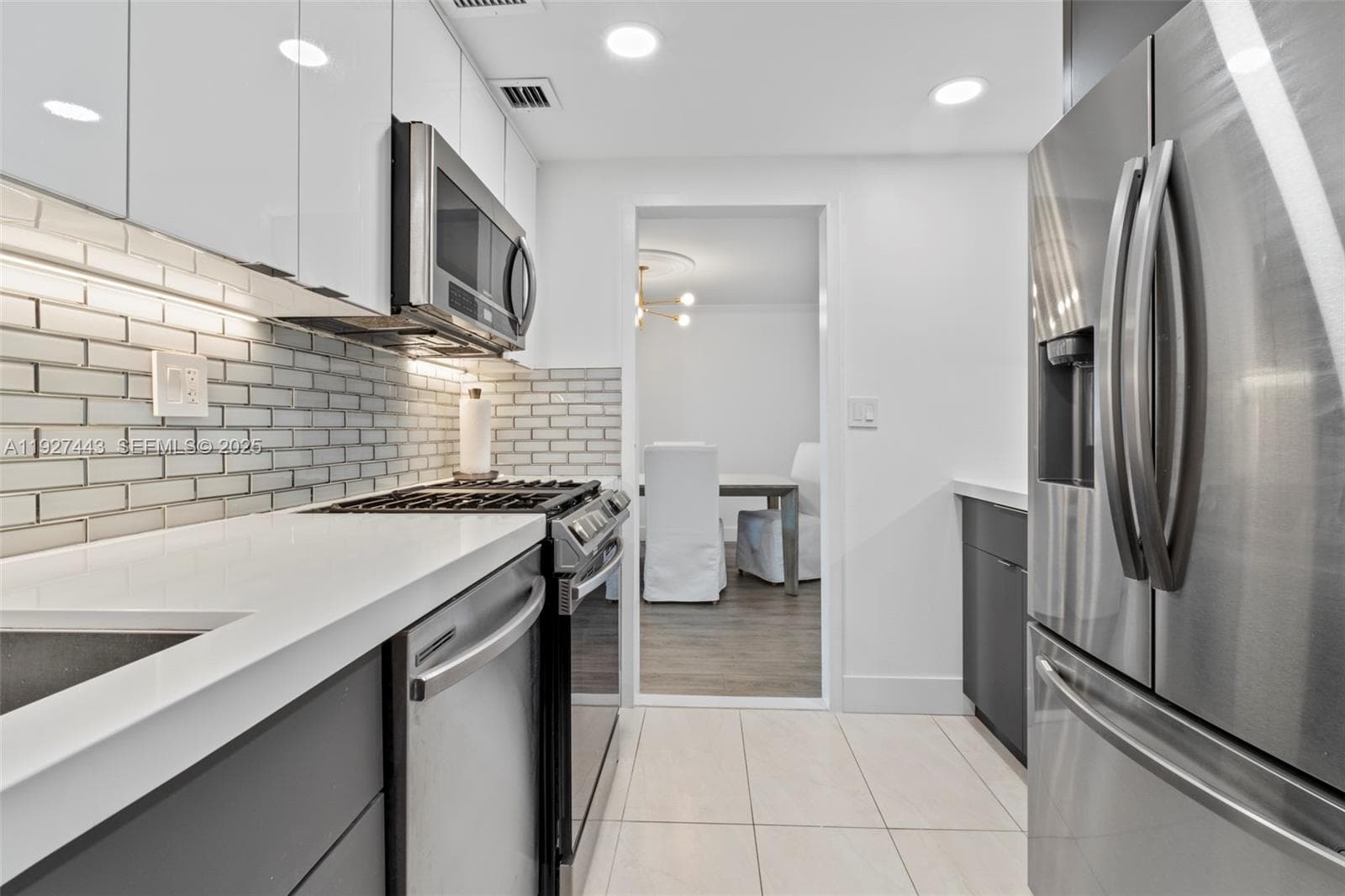 3140 S Ocean Dr 511 photo 4