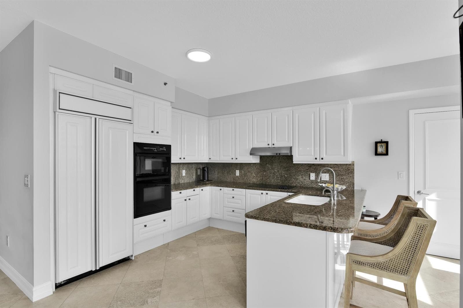 3700 S Ocean Boulevard 608 photo 13