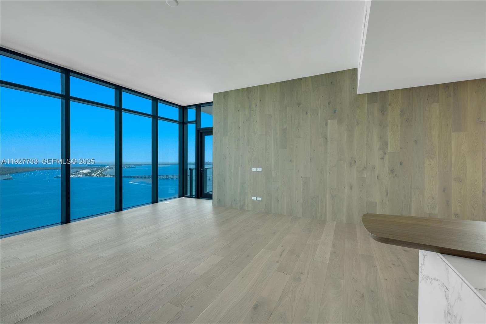1451 Brickell Ave 4403 photo 3