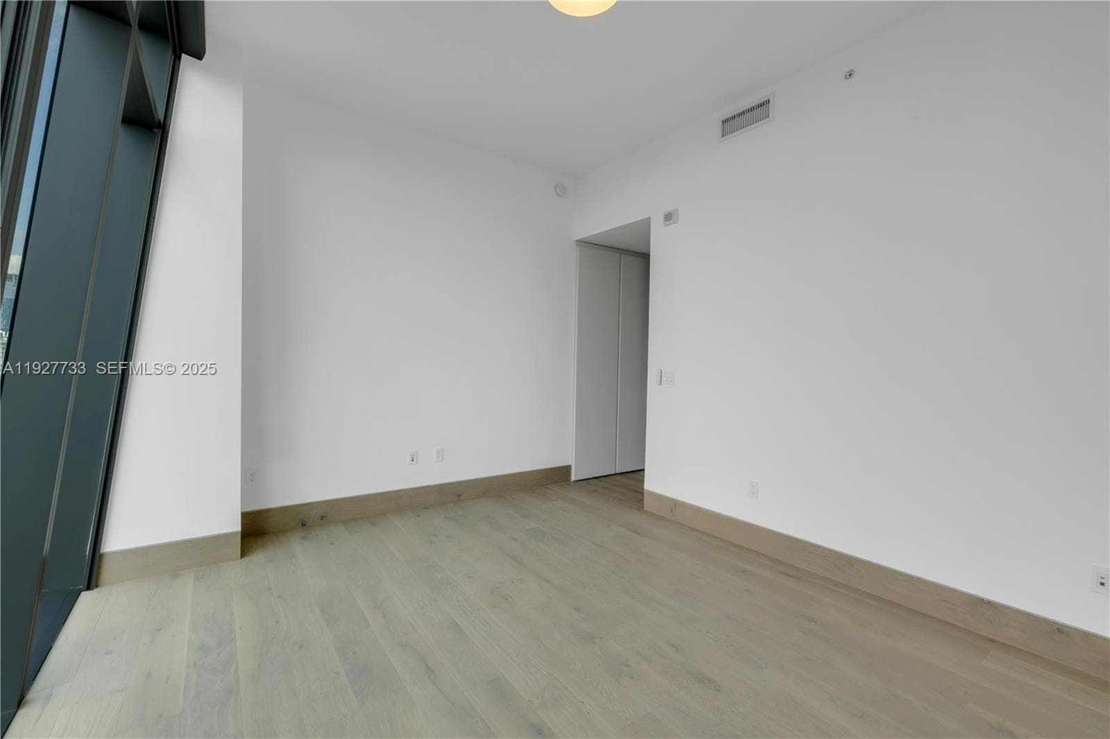 1451 Brickell Ave 4403 photo 24