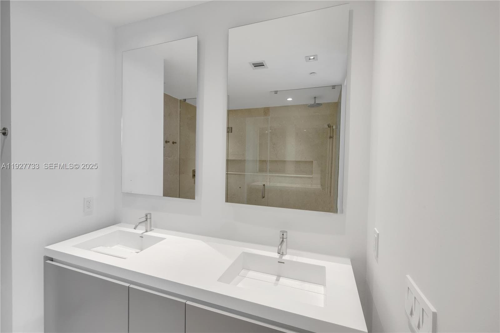 1451 Brickell Ave 4403 photo 18