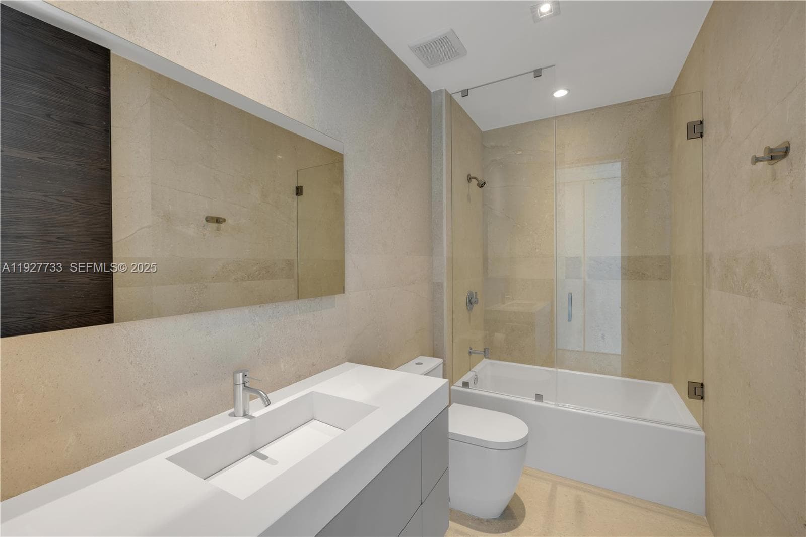 1451 Brickell Ave 4403 photo 25