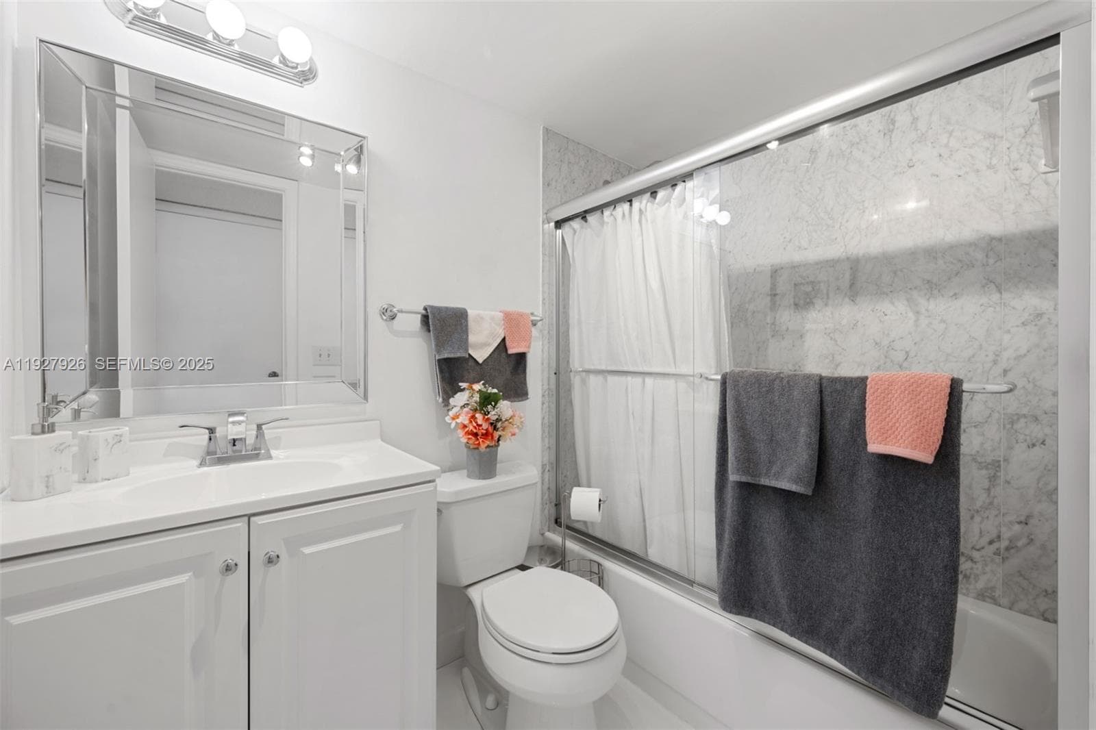 2401 S Ocean Dr 1007 photo 25