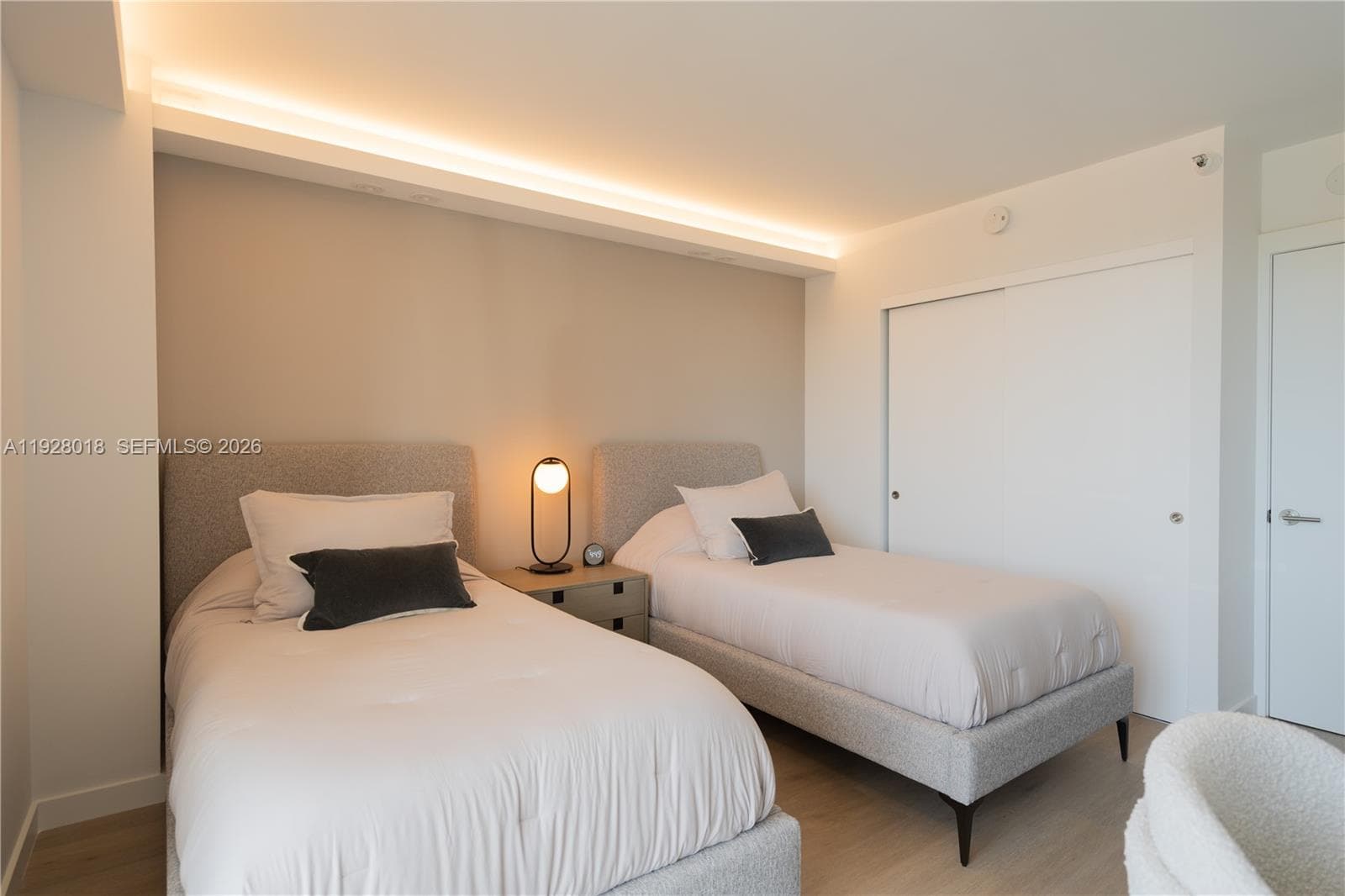 20505 Country Club Dr 231 photo 6