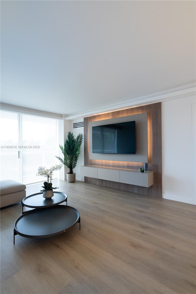 20505 Country Club Dr 231 photo 7