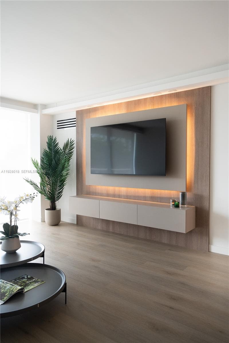 20505 Country Club Dr 231 photo 9