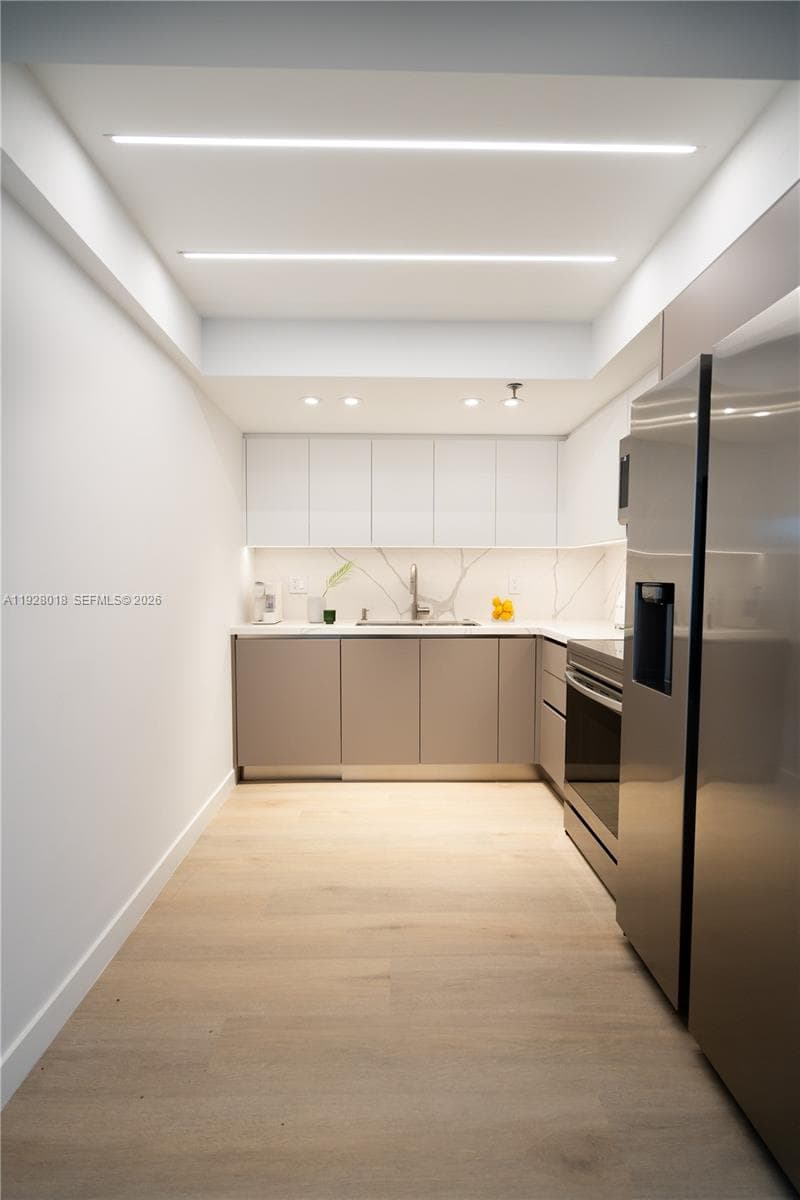 20505 Country Club Dr 231 photo 10