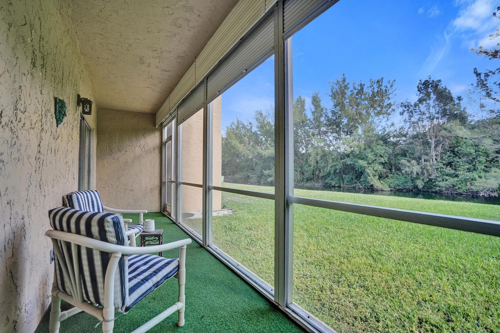 140 Lake Meryl Drive 140 photo 5