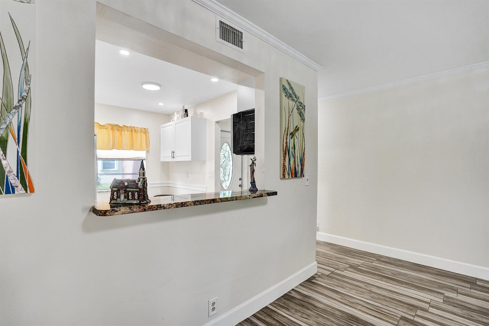 140 Lake Meryl Drive 140 photo 10