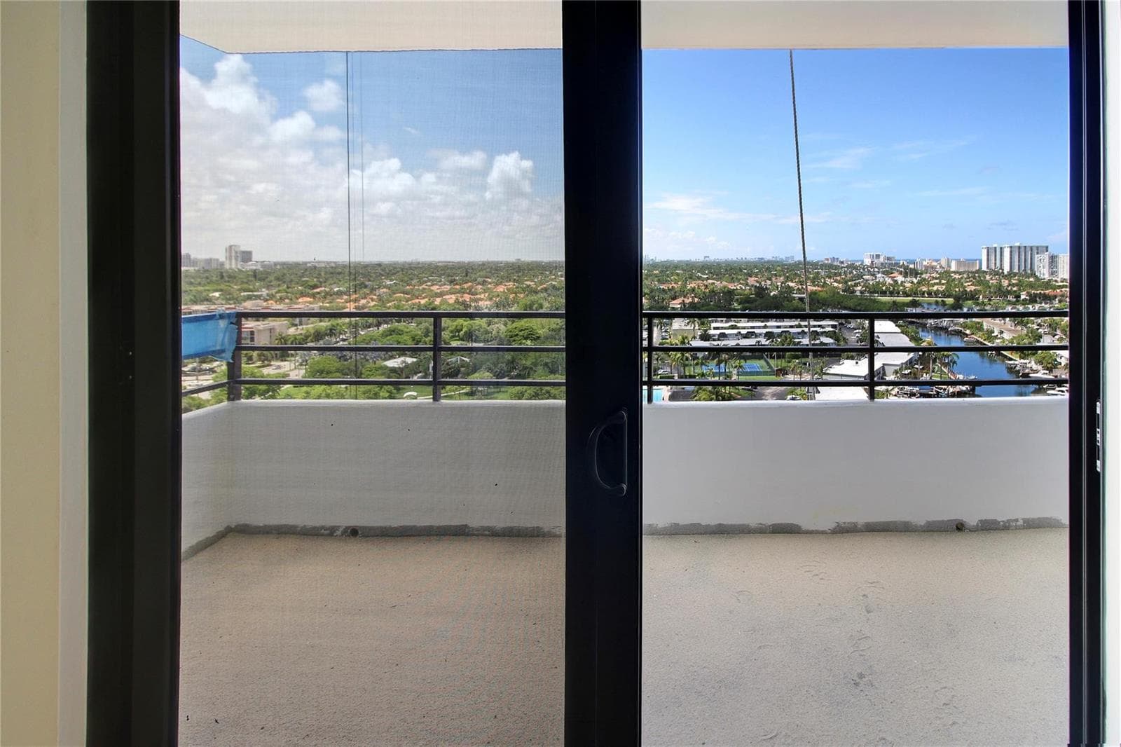 2500 Parkview Drive 1710 photo 19