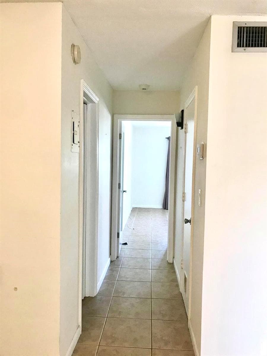 1439 S Ocean Boulevard 303 photo 23