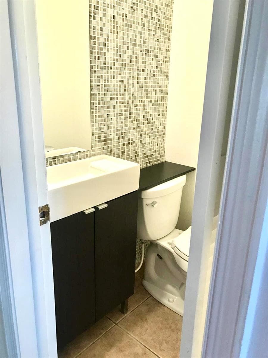 1439 S Ocean Boulevard 303 photo 22