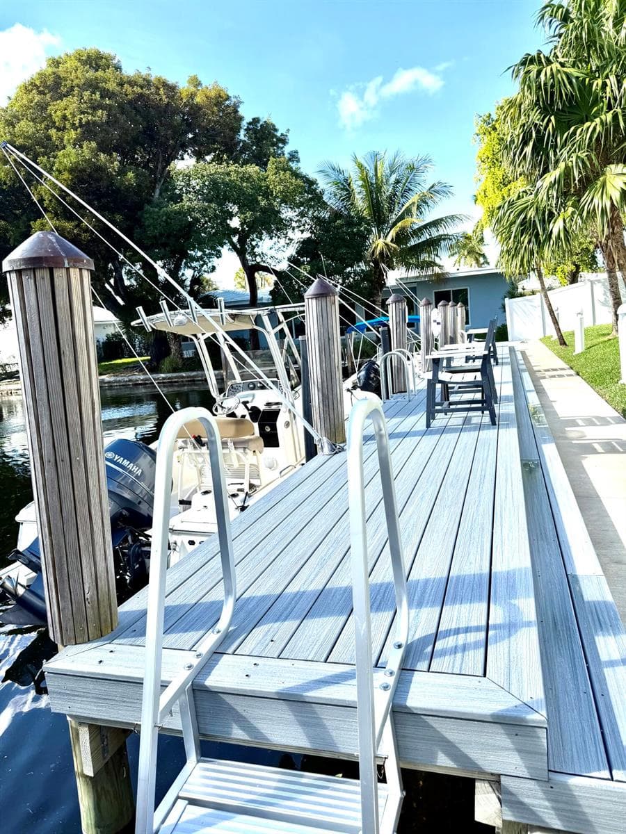 1439 S Ocean Boulevard 303 photo 8