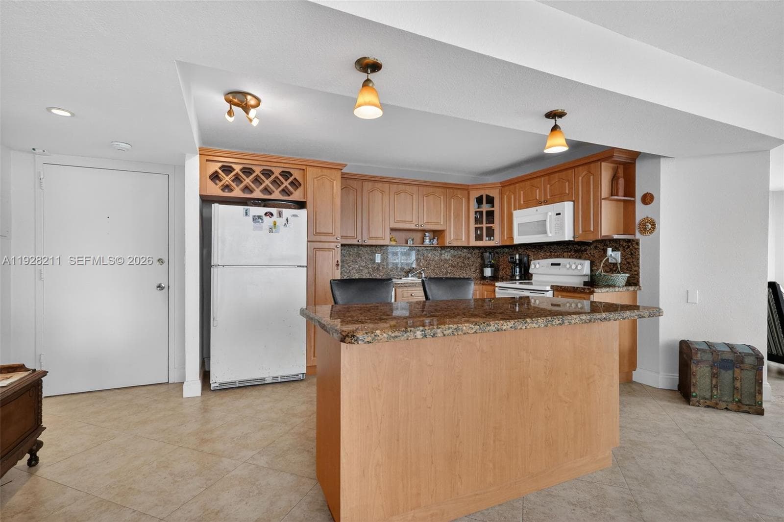 7135 Collins Ave 1015 photo 6