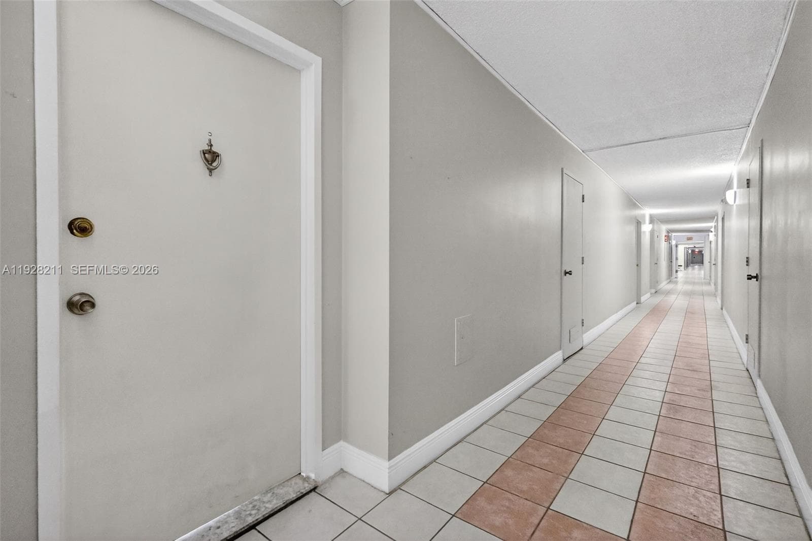 7135 Collins Ave 1015 photo 3