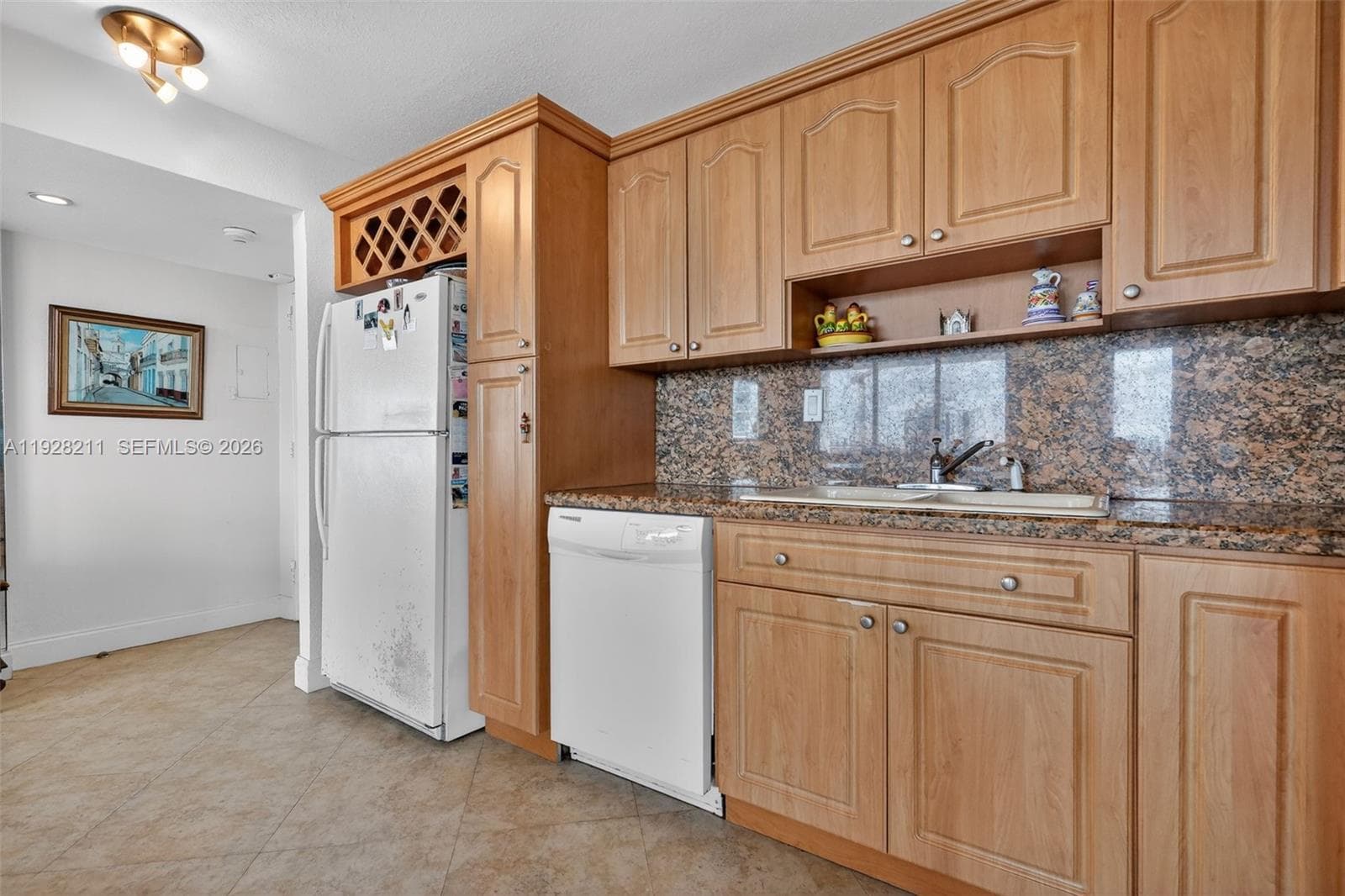 7135 Collins Ave 1015 photo 9
