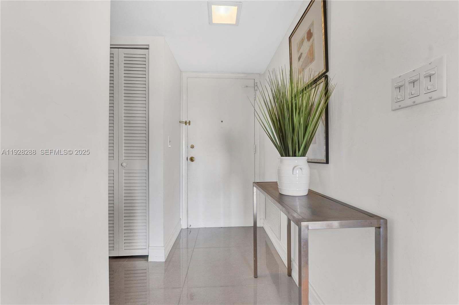 200 Diplomat Pkwy 729 photo 9