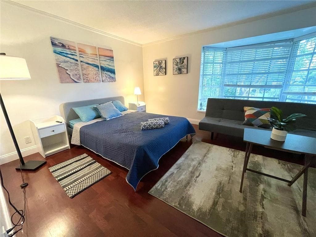 619 Kensington Place photo 6