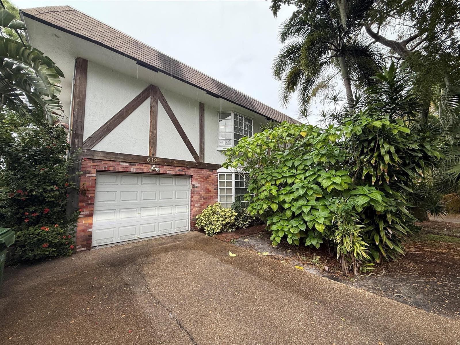 619 Kensington Place photo 25