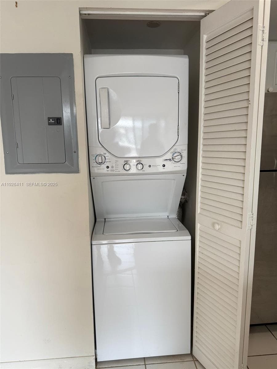 8911 Collins Ave 1103 photo 13