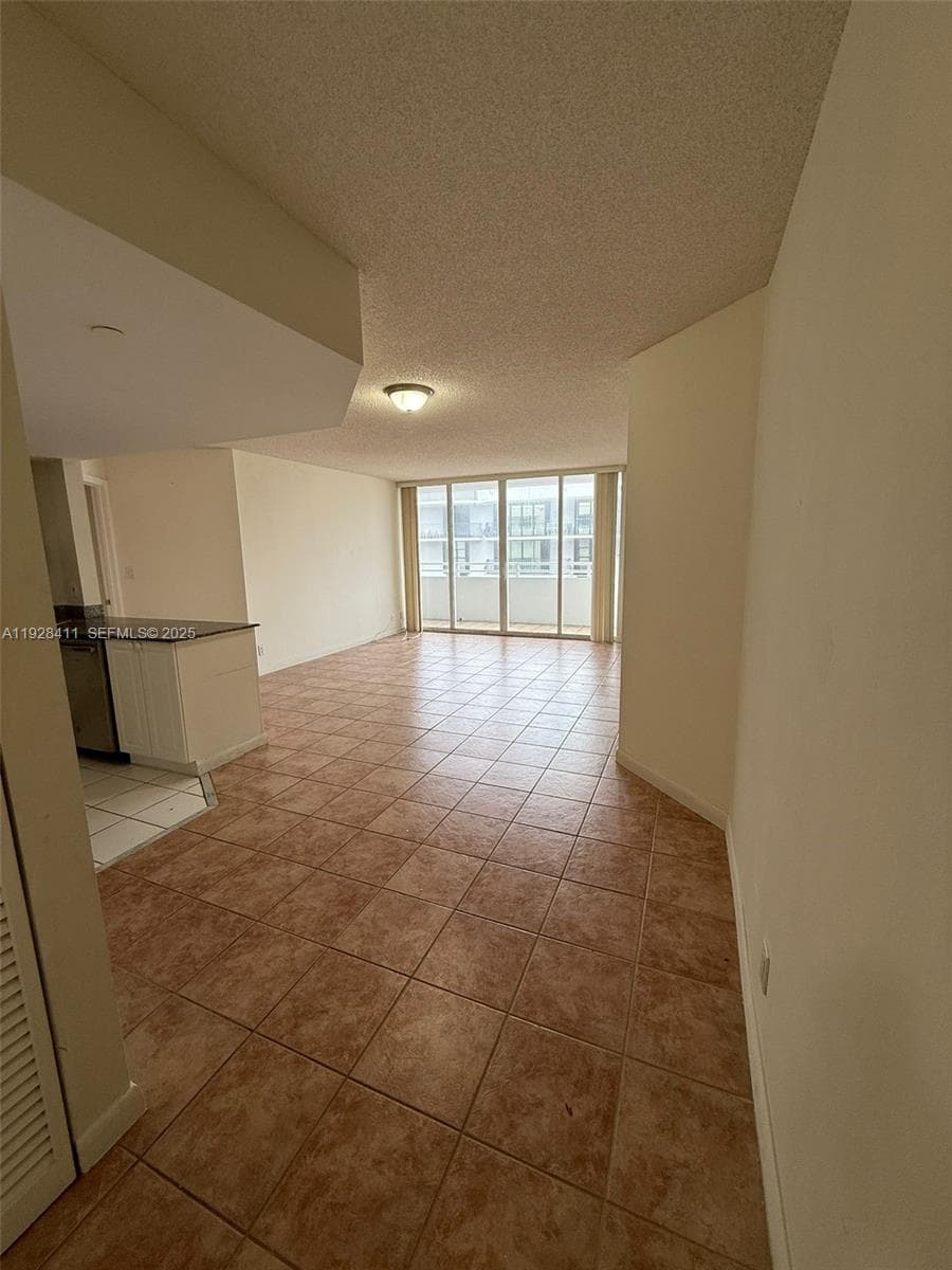 8911 Collins Ave 1103 photo 4