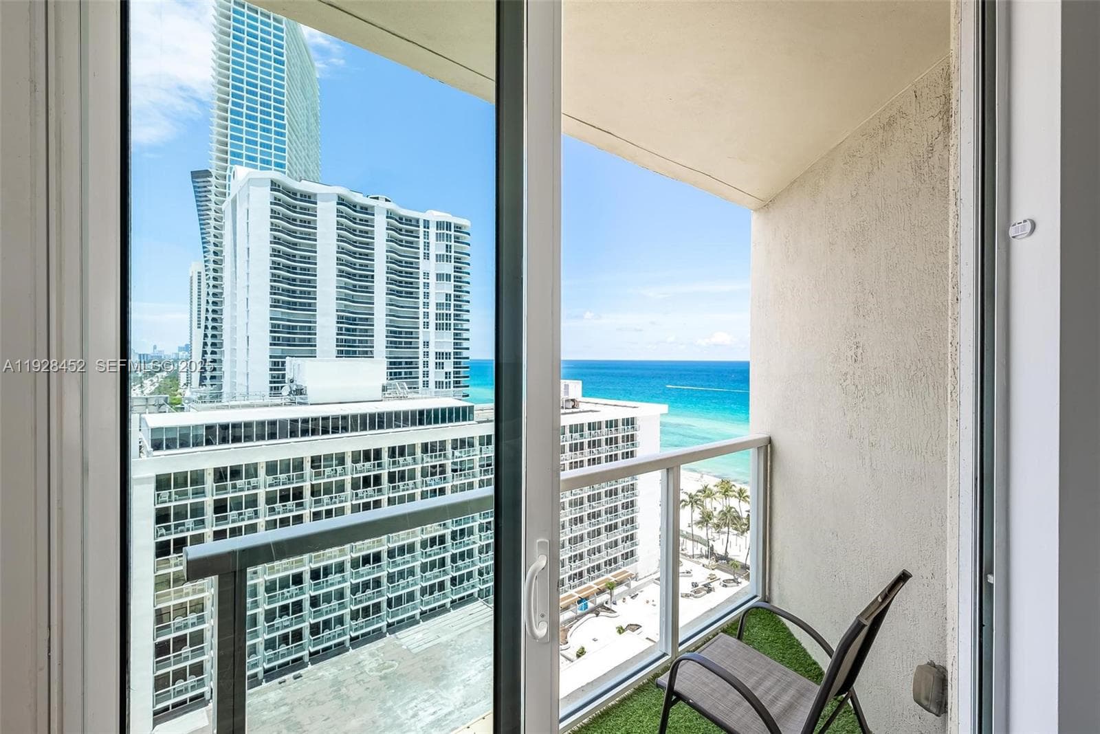 16699 Collins Ave 1507 photo 19
