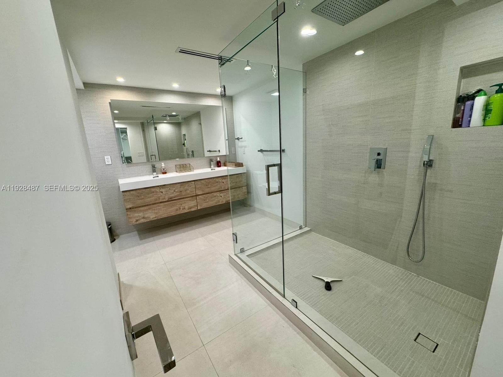 1121 Crandon Blvd E1001 photo 14