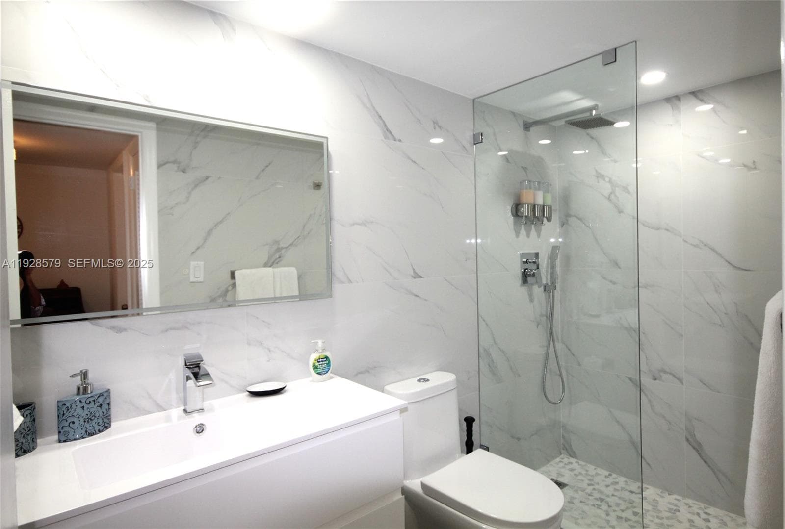 408 photo 22