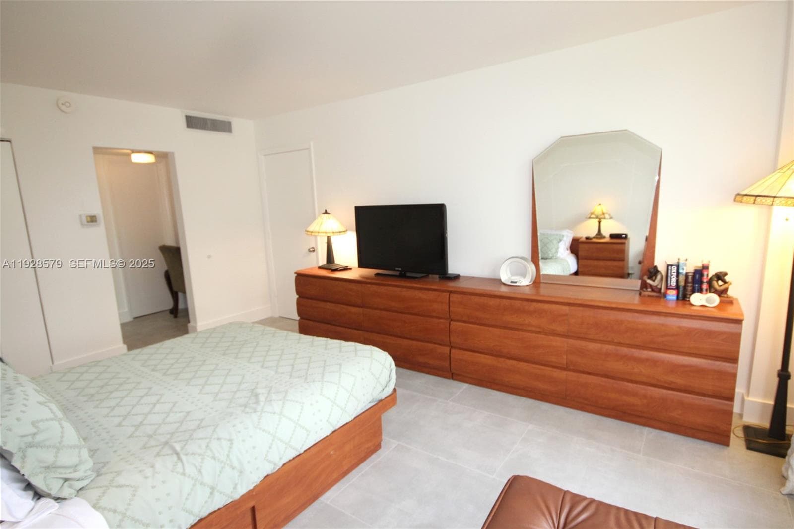 408 photo 21