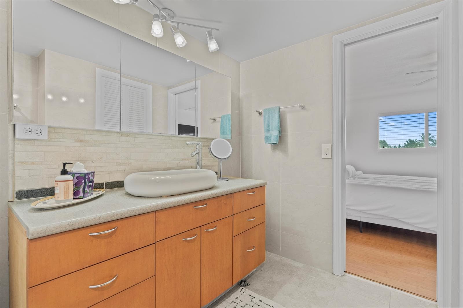 750 NE Spanish River Boulevard 2040 photo 14