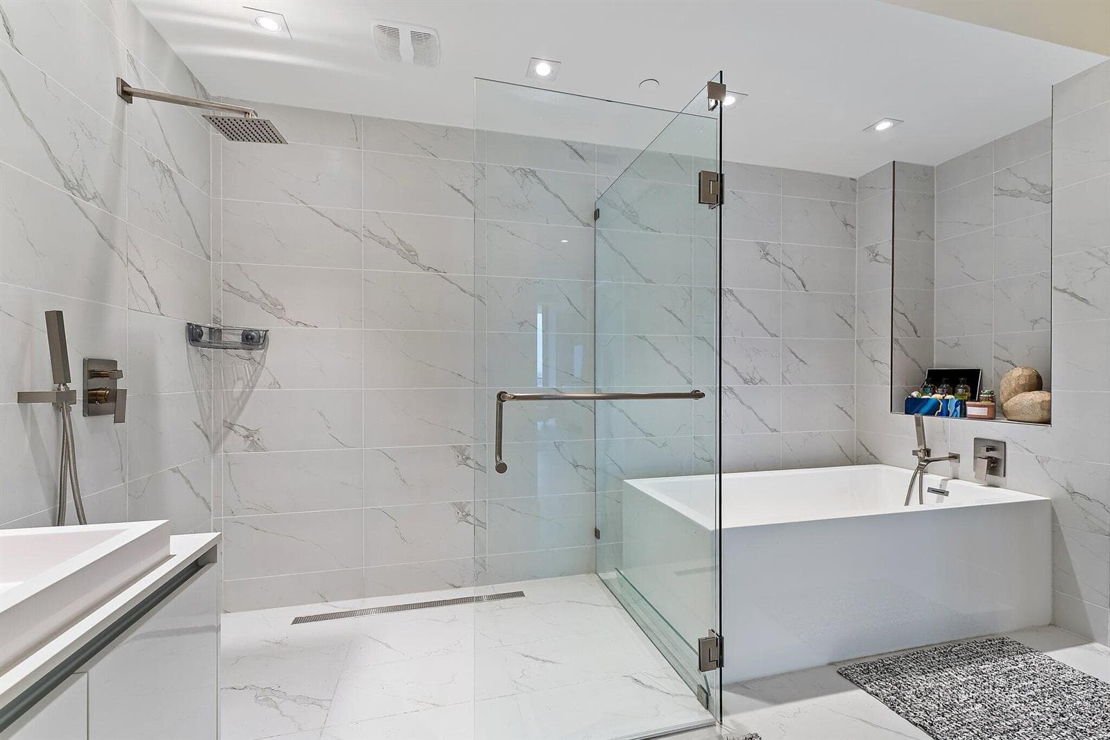 3100 N Ocean Drive 1501 photo 24